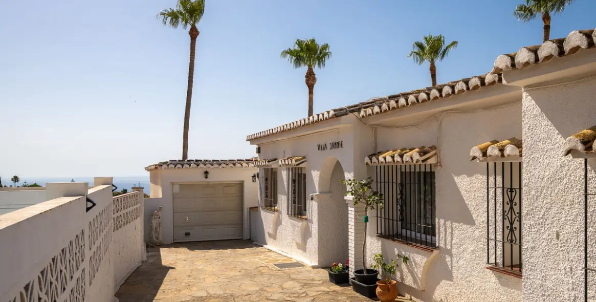 Продажа дома на две семьи в Benalmadena 8