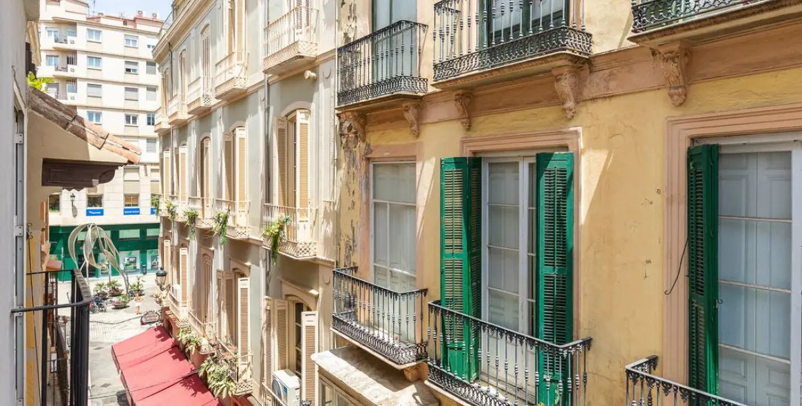 Sale of penthouse duplex in Málaga Centro 8
