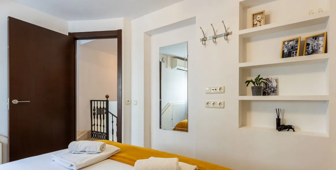 Sale of penthouse duplex in Málaga Centro 35