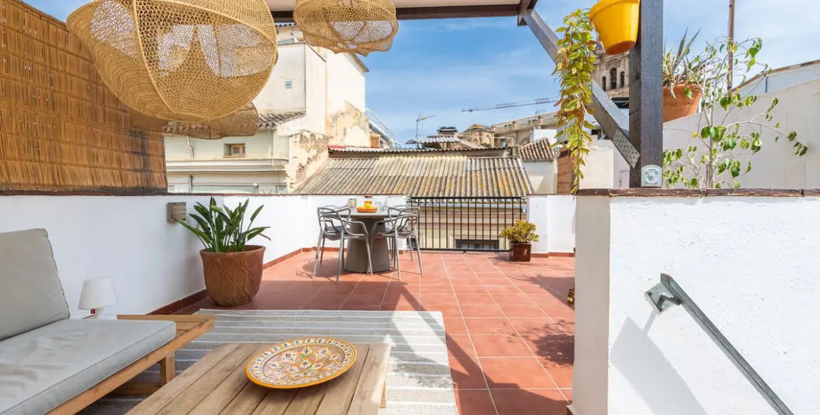 Sale of penthouse duplex in Málaga Centro 50