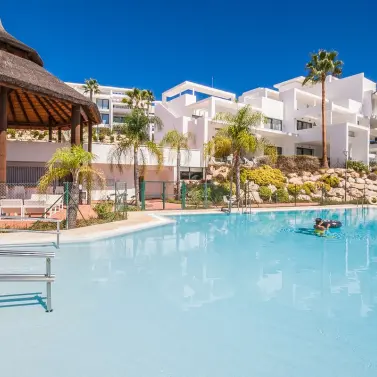 Venta de ático dúplex en Benahavís