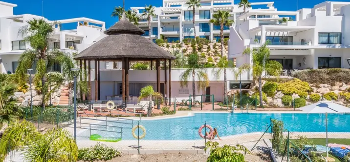 Venta de ático dúplex en Benahavís 2