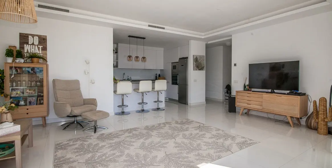 Sale of penthouse duplex in Benahavís 14