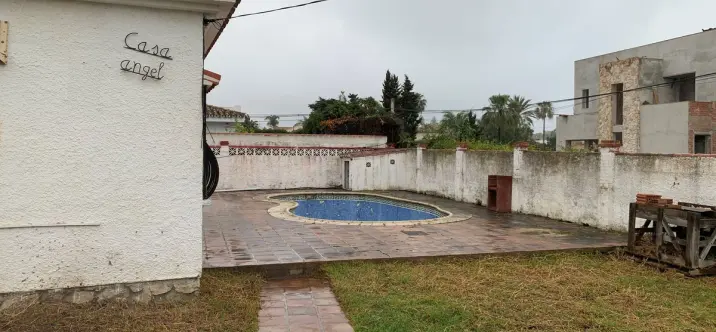 Venta de villa independiente en San Pedro de Alcántara 2