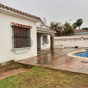 Venta de villa independiente en San Pedro de Alcántara