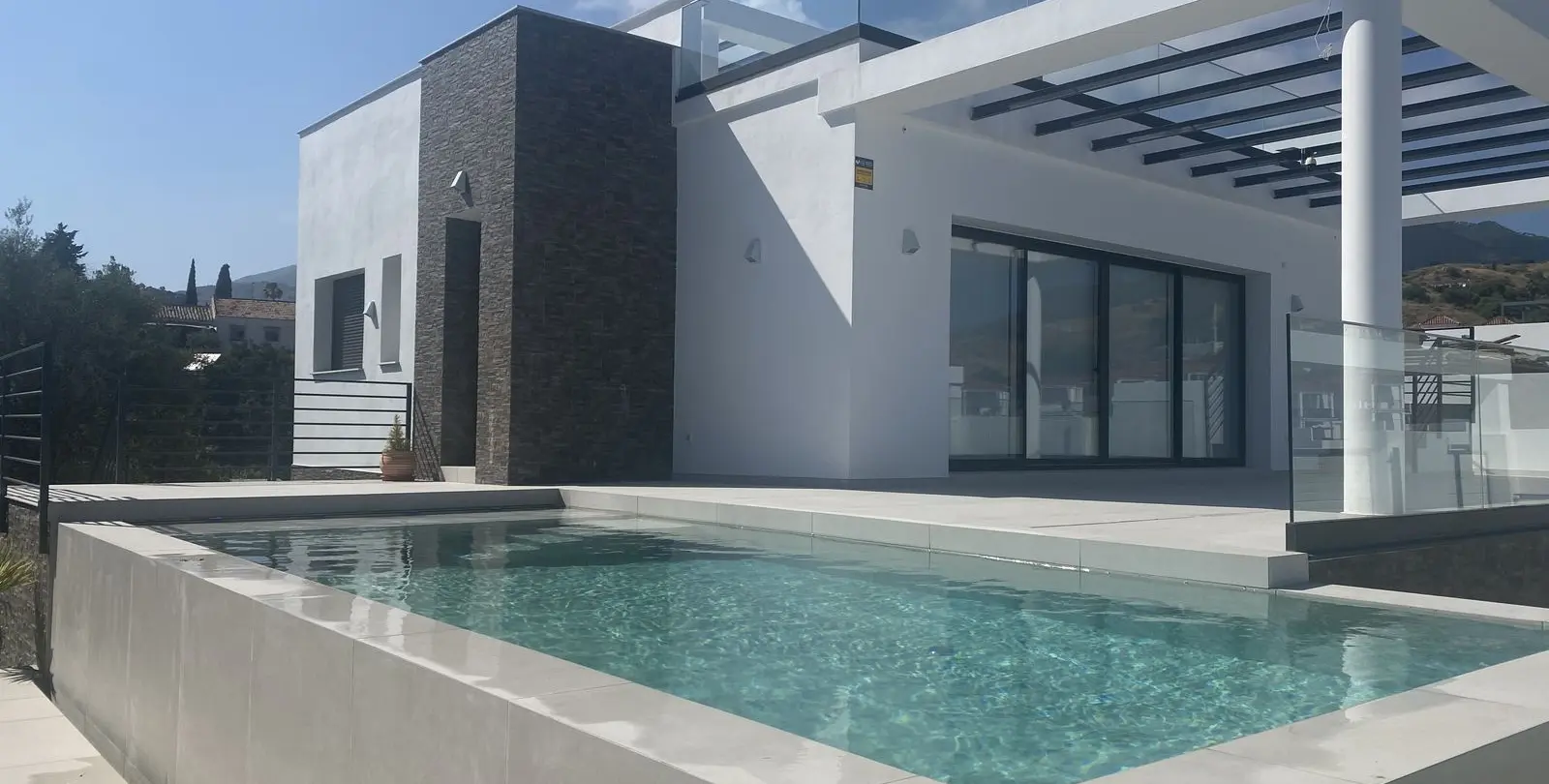 Sale of detached villa in Mijas 1