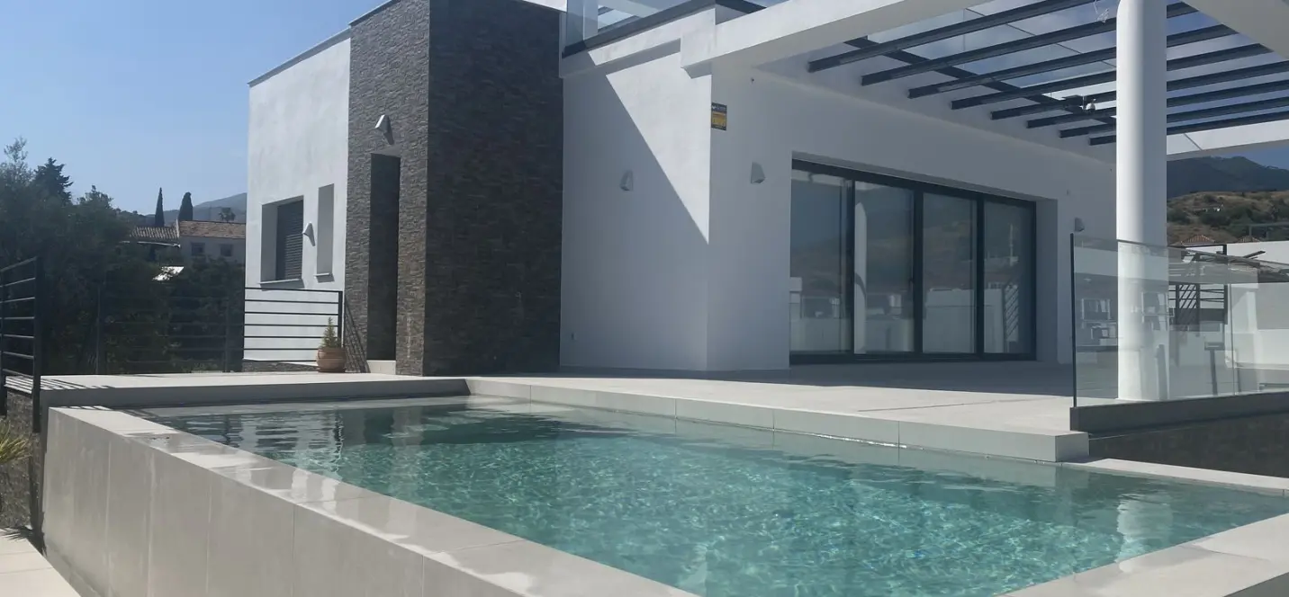 Sale of detached villa in Mijas 0