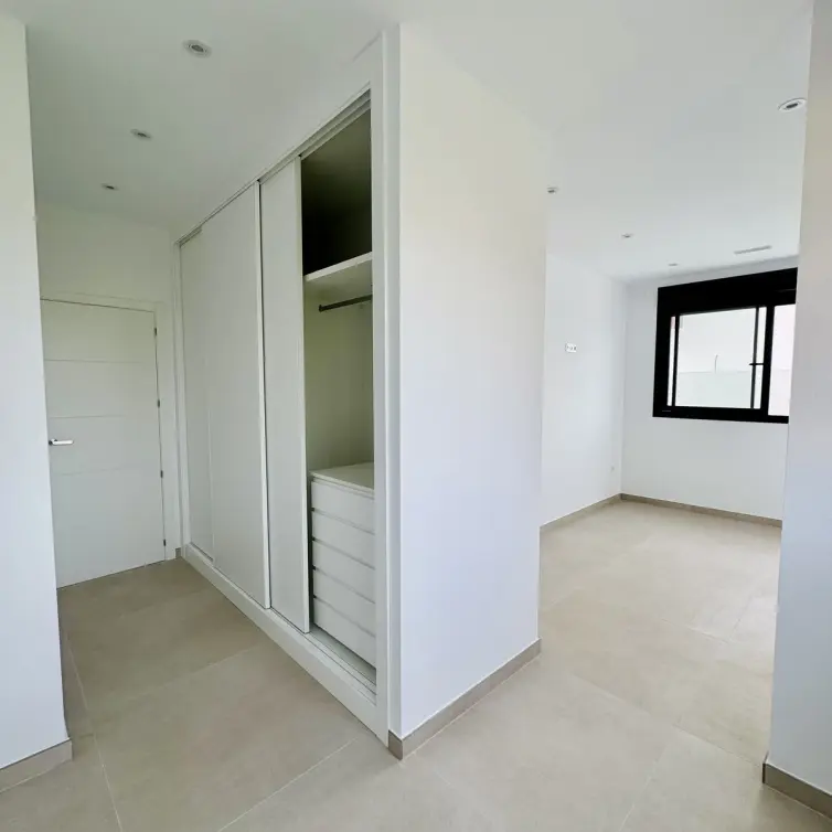 Sale of detached villa in Mijas