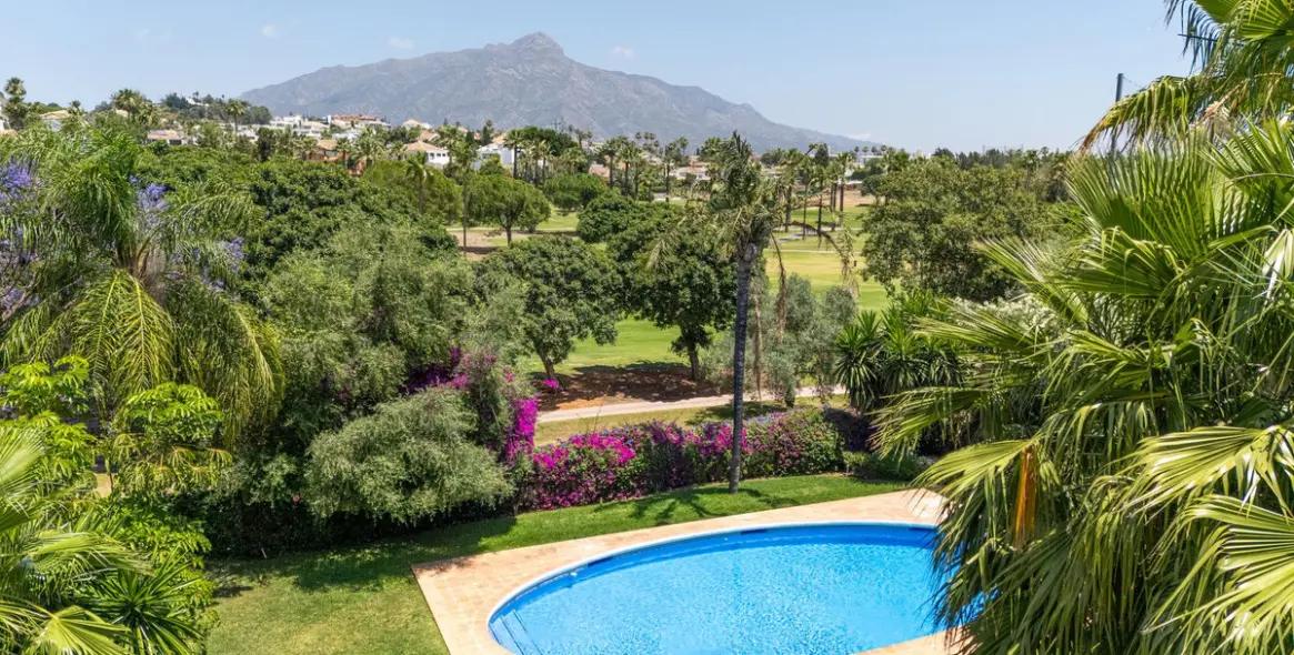 Venta de casa pareada en Marbella 2