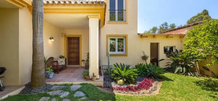 Venta de casa pareada en Marbella 2