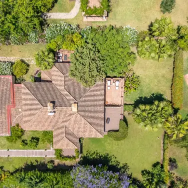 Venta de casa pareada en Marbella