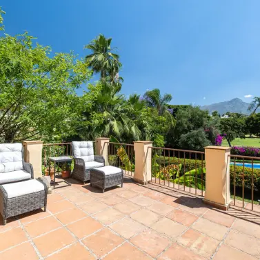 Venta de casa pareada en Marbella