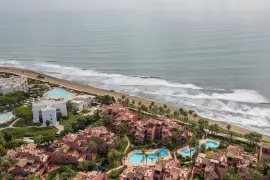 Image 6 thumb