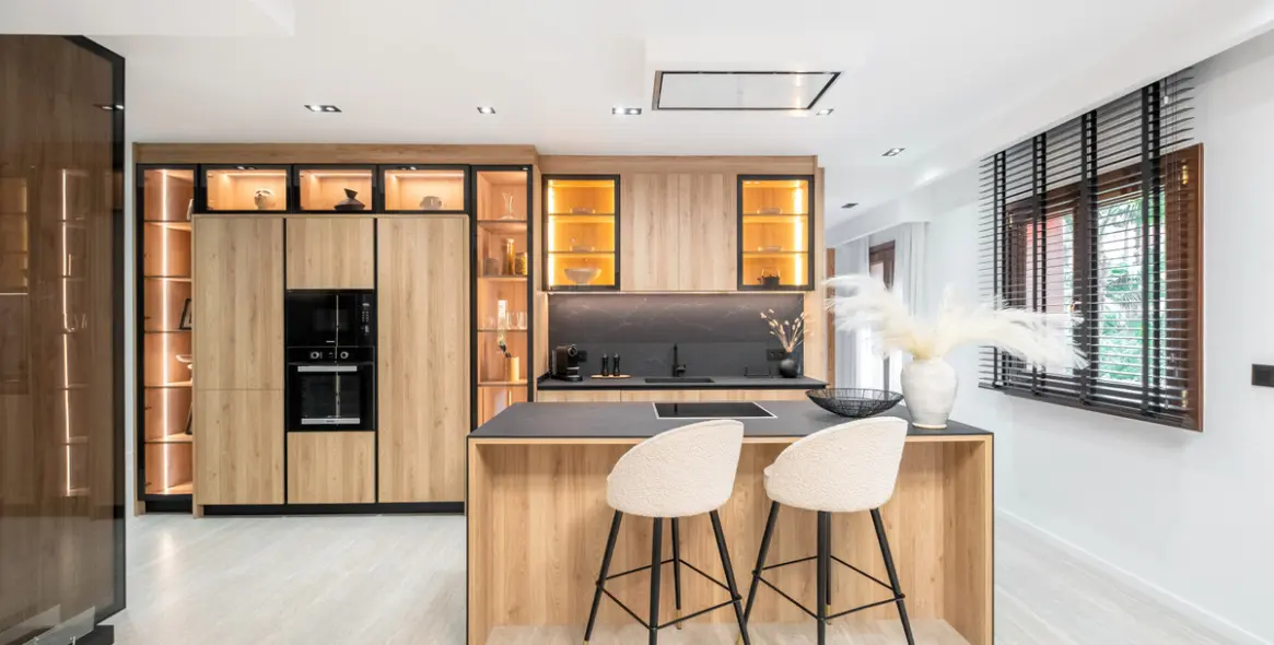 Venta de apartamento en planta media en Estepona 20