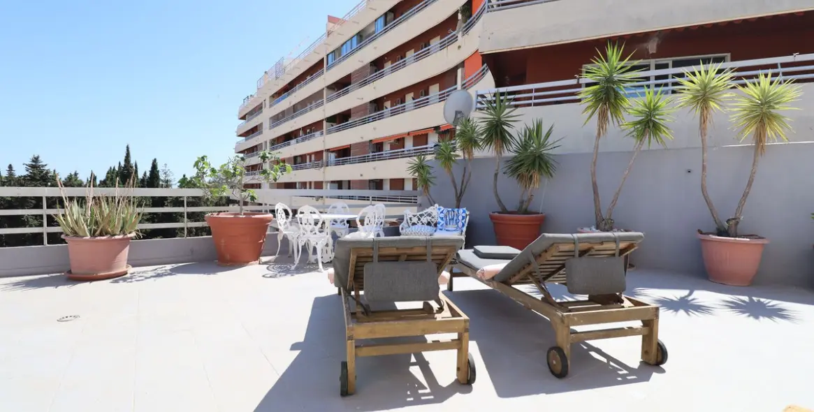 Sale of penthouse duplex in Marbella 1