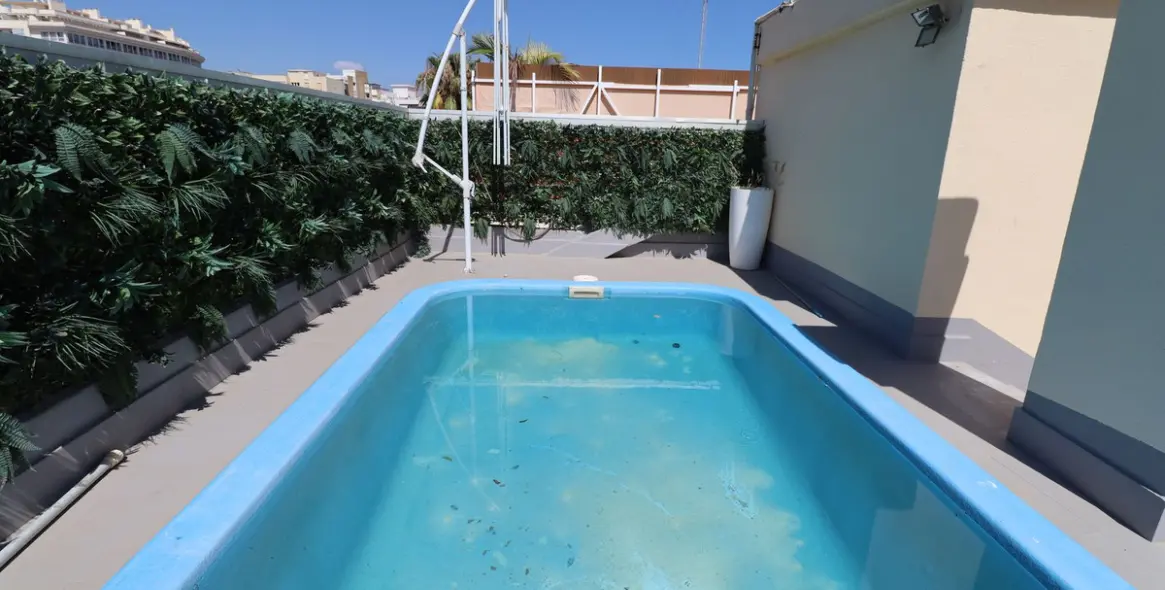 Sale of penthouse duplex in Marbella 2