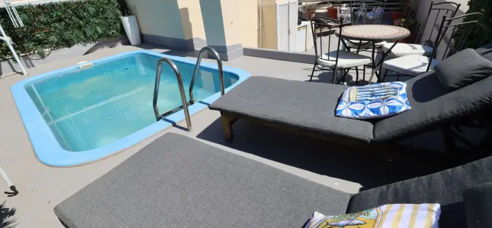 Venta de ático dúplex en Marbella 2