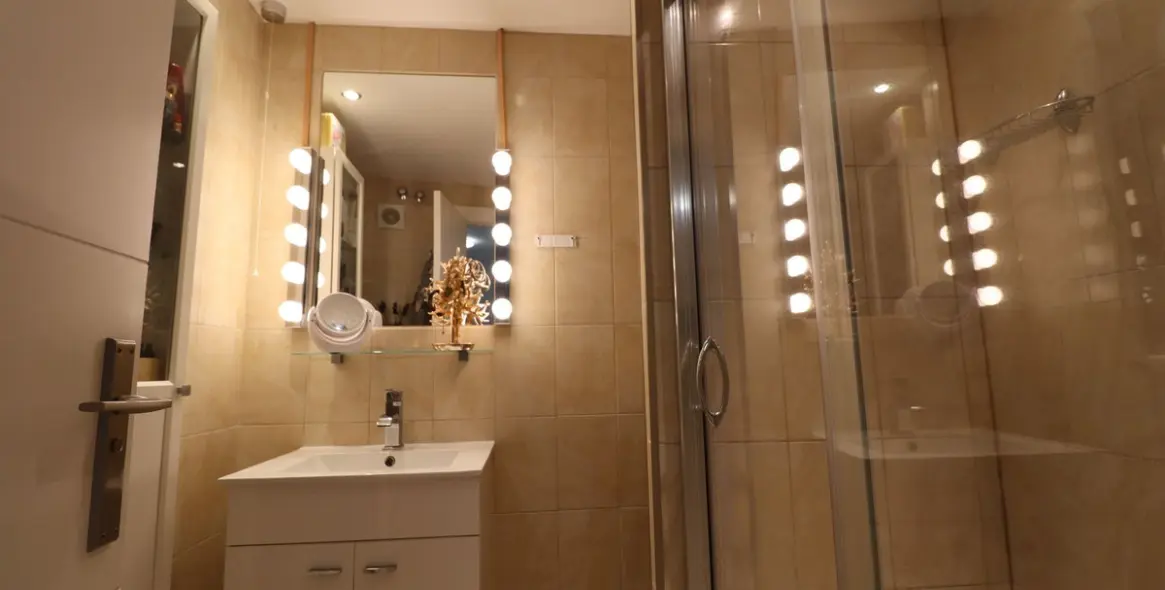 Sale of penthouse duplex in Marbella 24