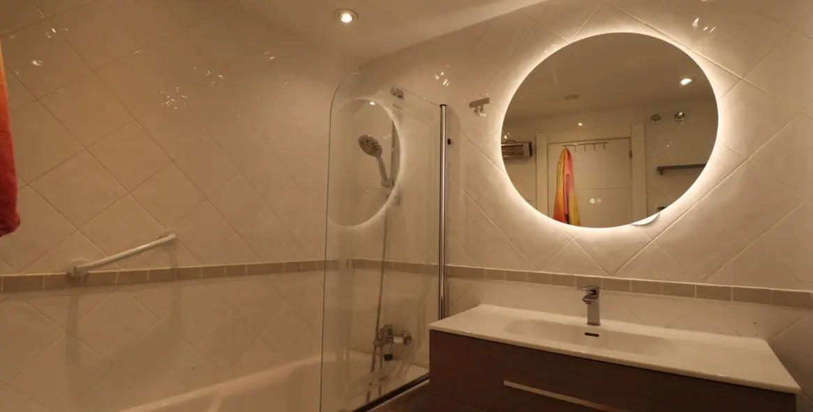 Sale of penthouse duplex in Marbella 29