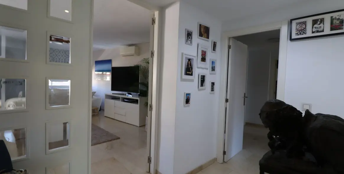 Sale of penthouse duplex in Marbella 32