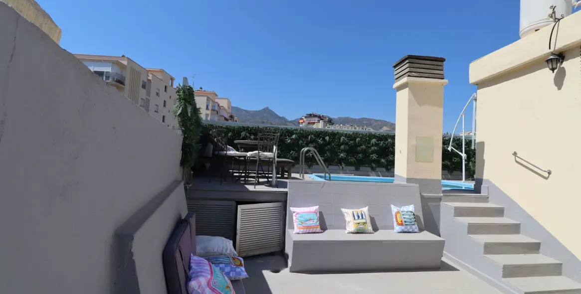 Sale of penthouse duplex in Marbella 34