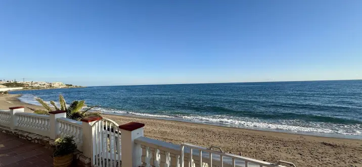 Venta de villa independiente en Mijas Costa 1