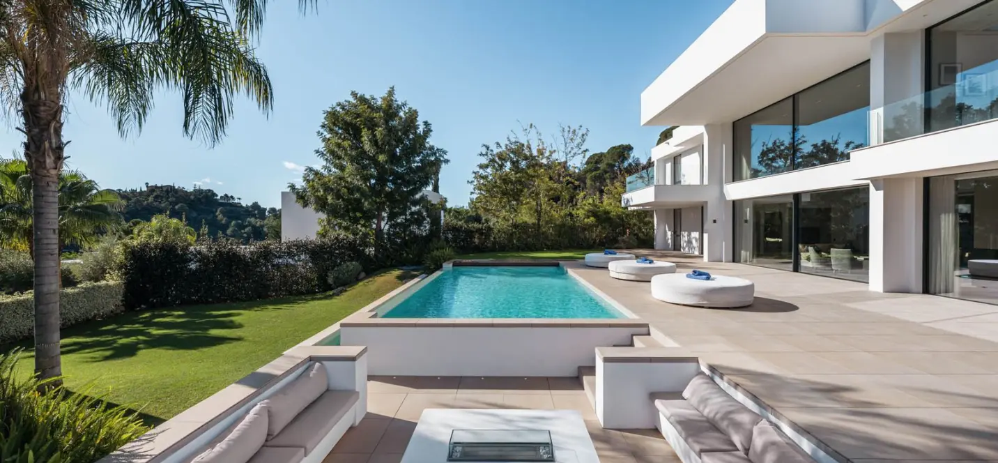 Sale of detached villa in El Madroñal 4
