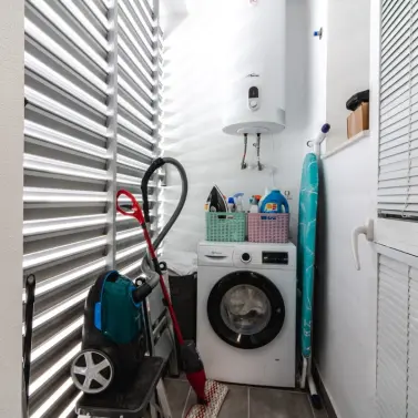 Sale of middle floor apartment in Nueva Andalucía