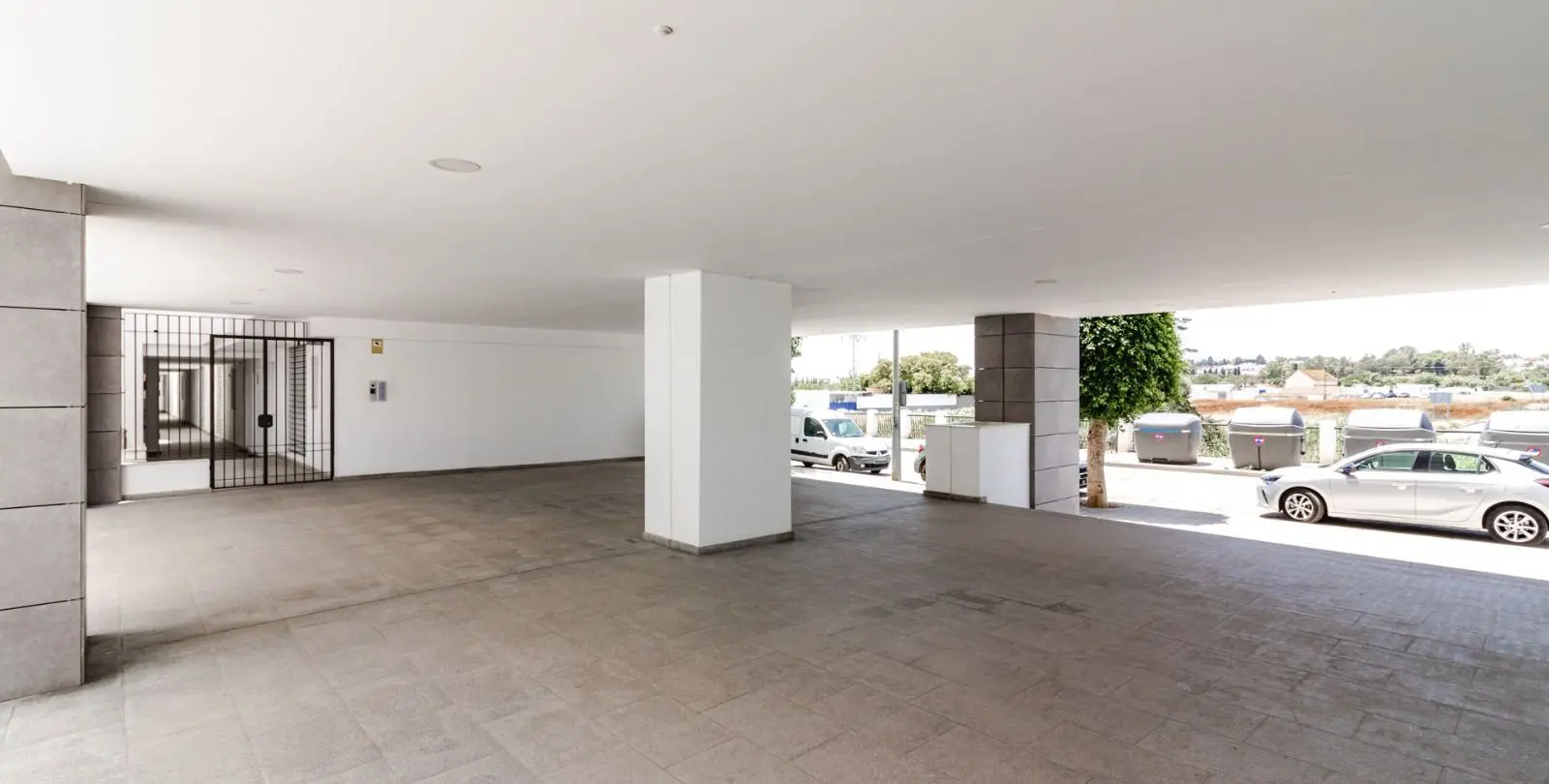 Sale of middle floor apartment in Nueva Andalucía 6