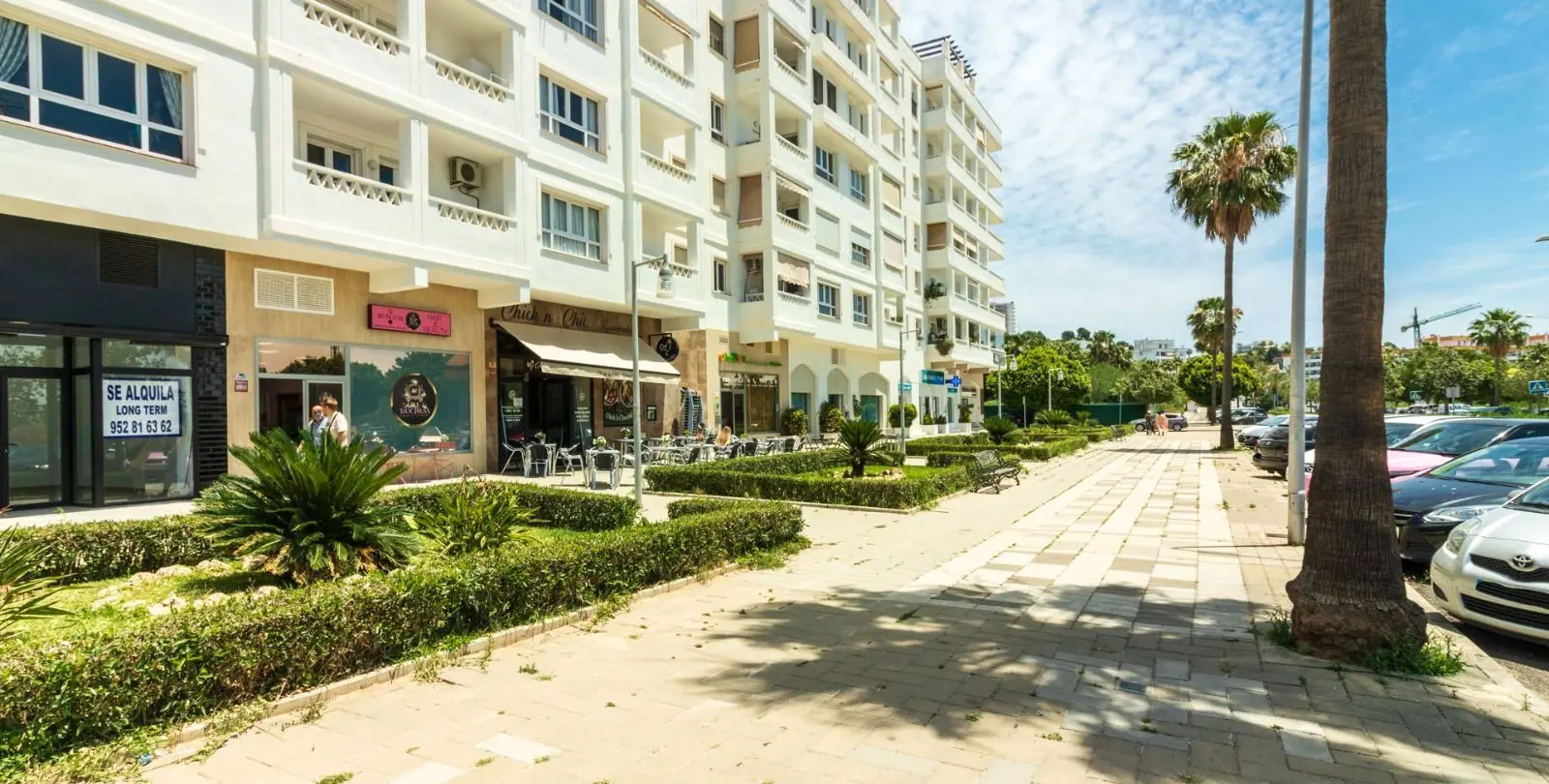 Sale of middle floor apartment in Nueva Andalucía 10