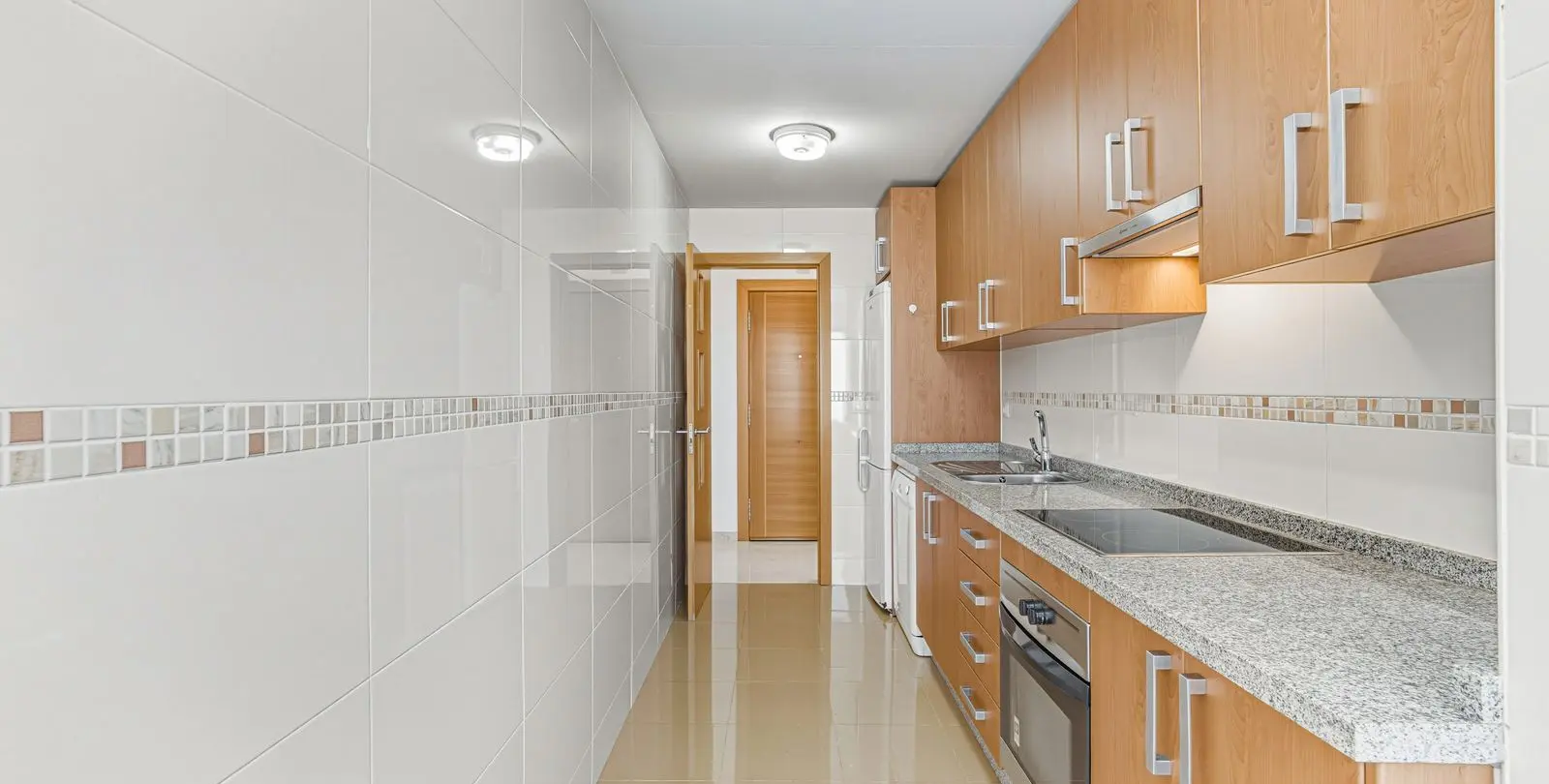Venta de apartamento en planta media en Los Boliches 7