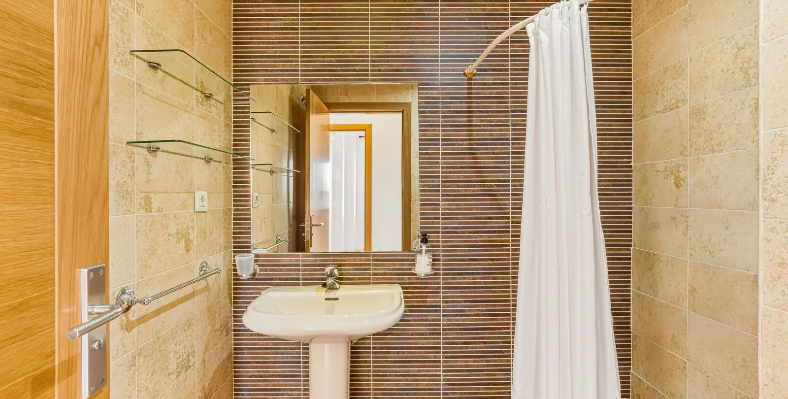 Venta de apartamento en planta media en Los Boliches 8