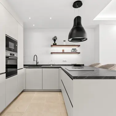 Venta de apartamento en planta media en Los Flamingos