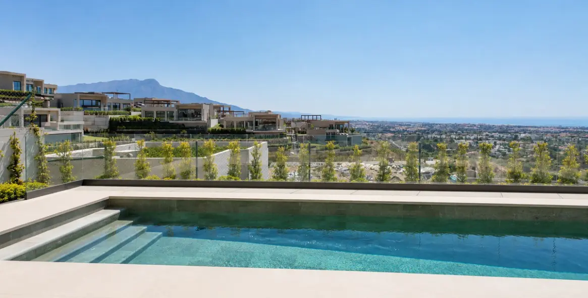 Sale of detached villa in Benahavís 3