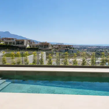 Sale of detached villa in Benahavís
