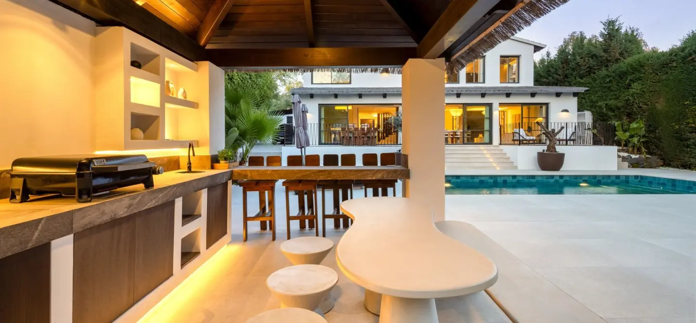 Sale of detached villa in Nueva Andalucía 3