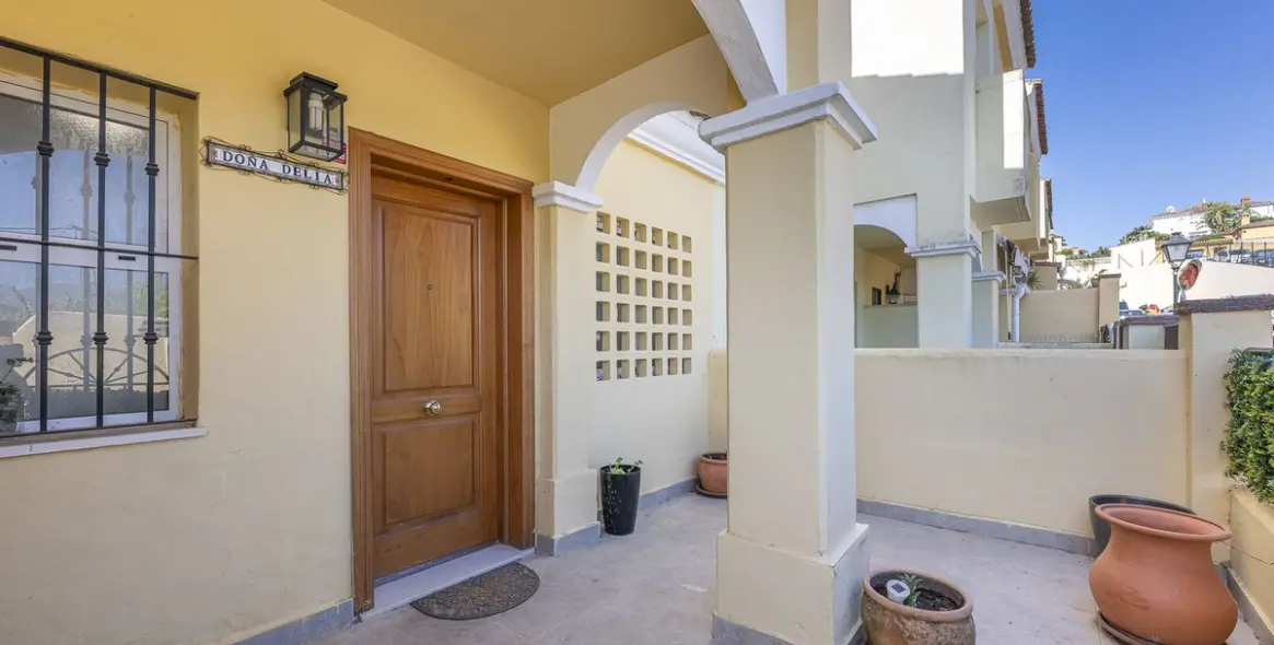 Sale of townhouse in Estepona 27