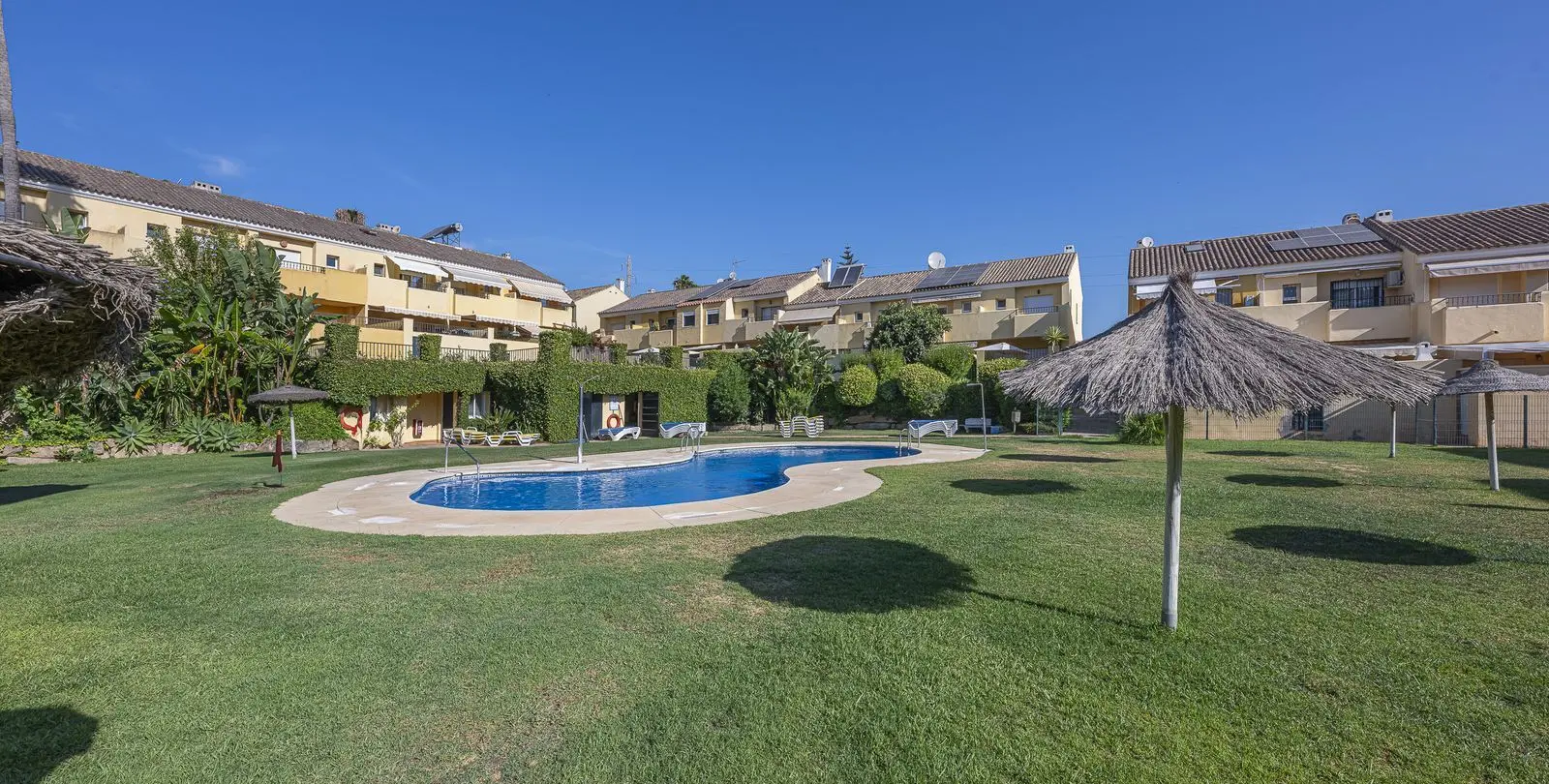 Продажа таунхауса в Estepona 3