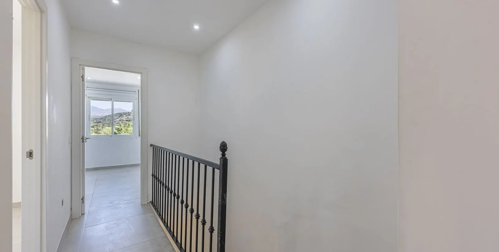 Продажа таунхауса в Estepona 8