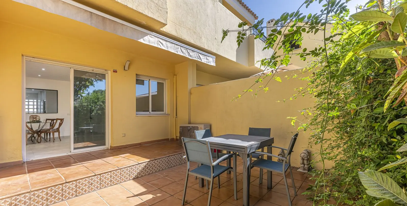 Продажа таунхауса в Estepona 26