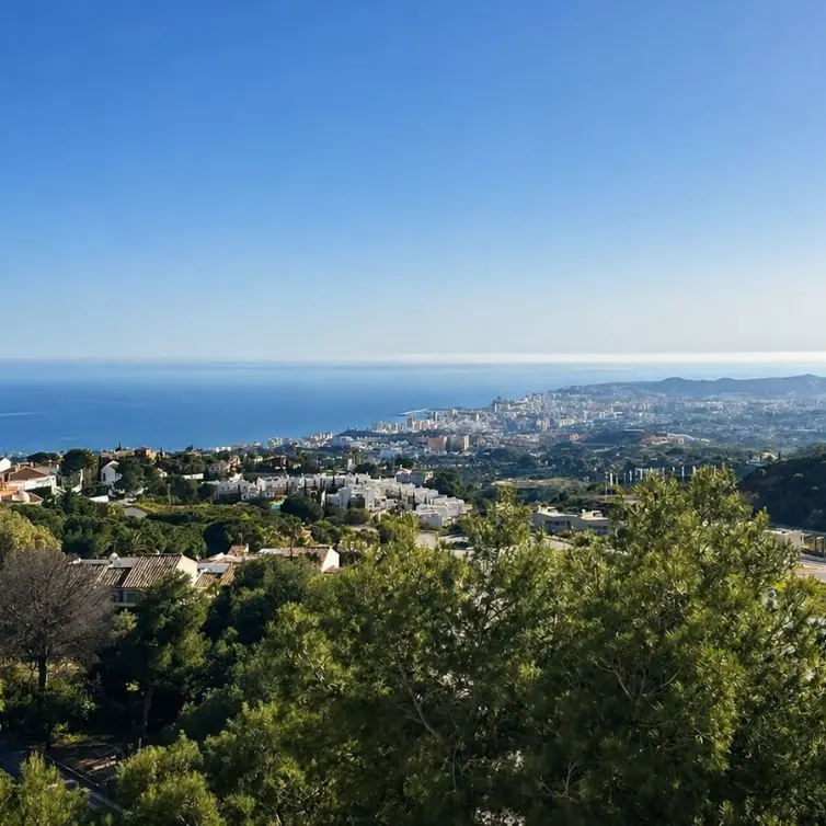 Продажа дома на две семьи в Mijas