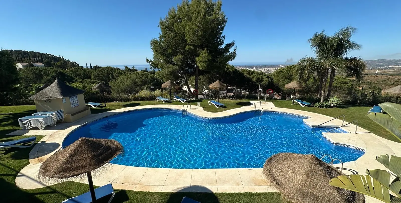 Продажа дома на две семьи в Mijas 25