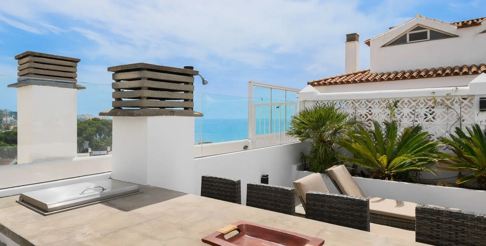 Продажа апартаментов на среднем этаже в Estepona 20