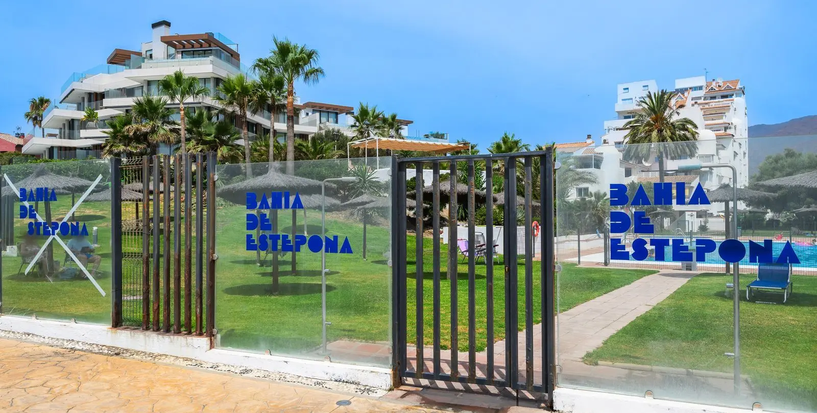 Продажа апартаментов на среднем этаже в Estepona 23