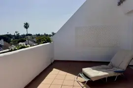 Image 4 thumb
