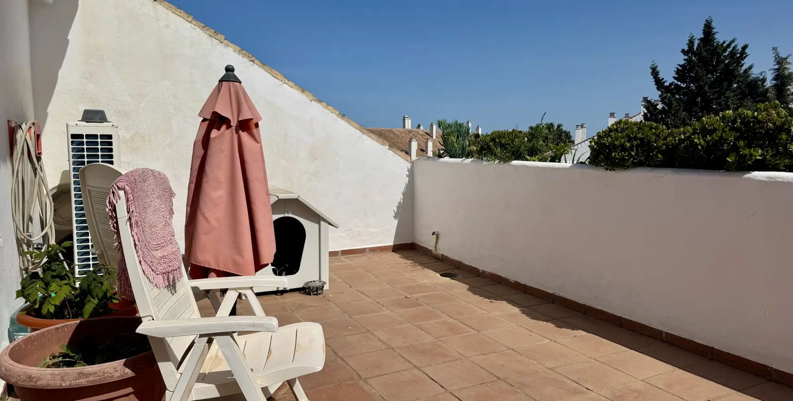 Sale of penthouse duplex in Guadalmina Baja 3