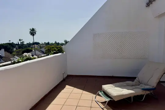 Image 4 thumb