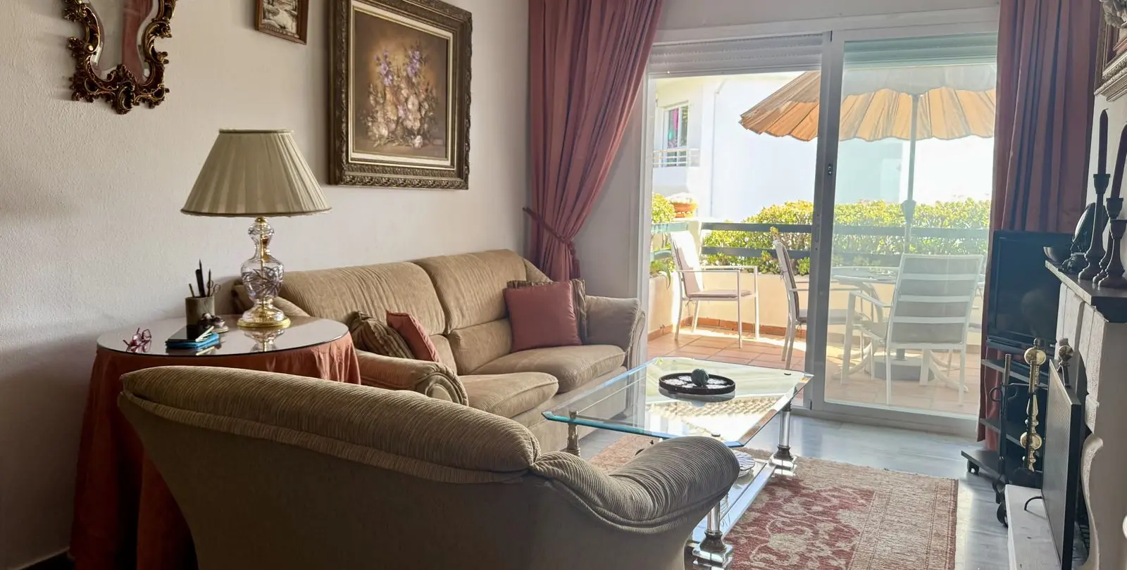 Sale of penthouse duplex in Guadalmina Baja 11