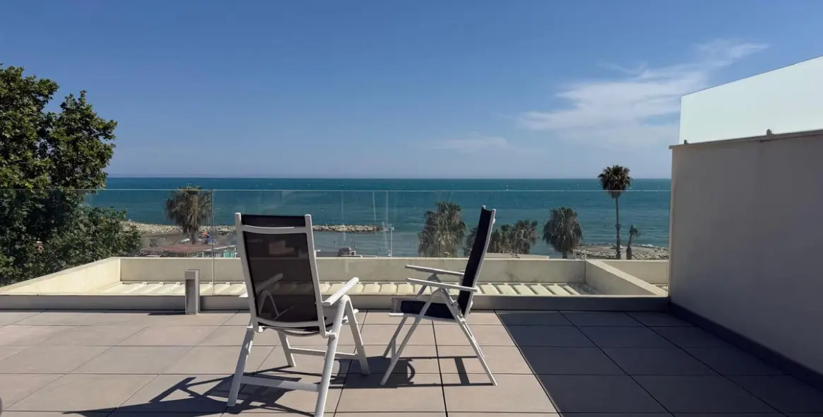 Venta de ático dúplex en Pedregalejo 4