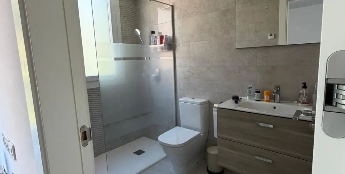 Venta de ático dúplex en Pedregalejo 14
